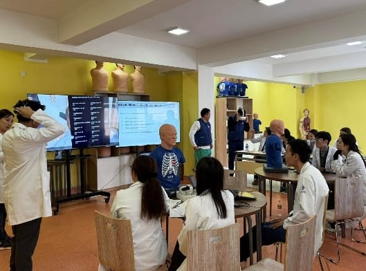 Virtual reality class